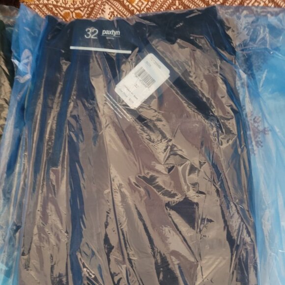 7 For All Mankind – Men’s Paxtin model pants, black color, size 32 or 33 - Picture 2 of 5